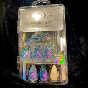 Mermaid Press-On Nails